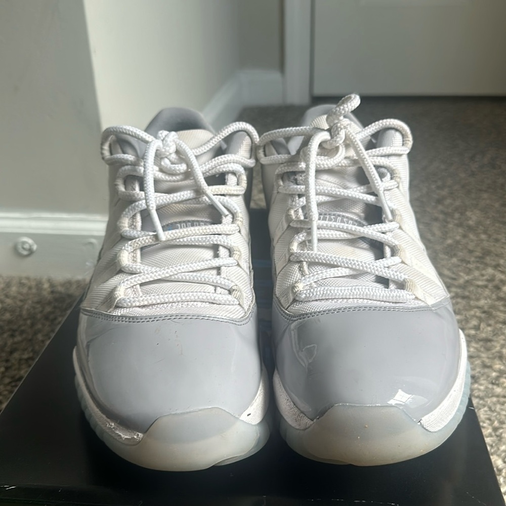 Air Jordan 11 Cement Grey